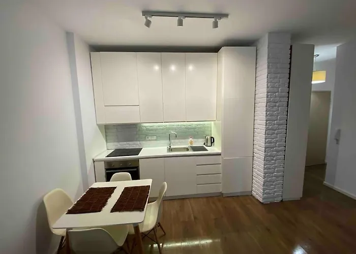 Apartment At “Kompleksi Kika 2”